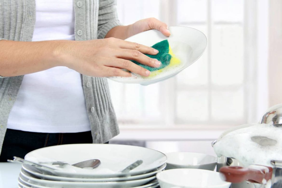 how to use dishwashing liquid to prevent stains